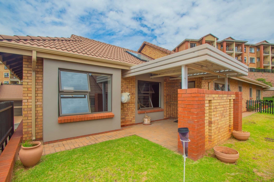 2 Bedroom Property for Sale in Olivedale Gauteng