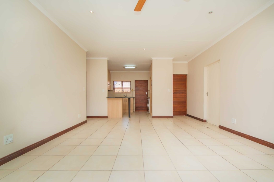2 Bedroom Property for Sale in Olivedale Gauteng
