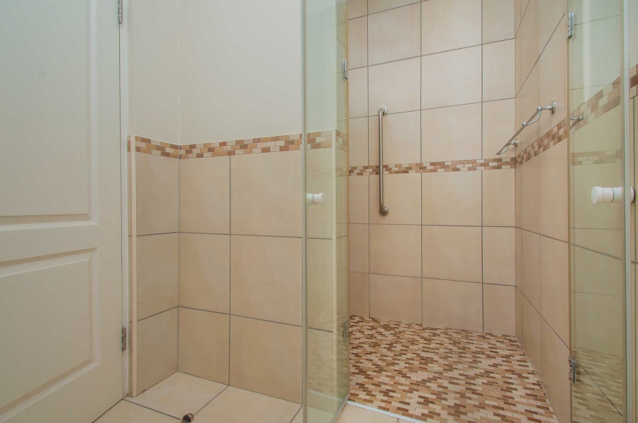 2 Bedroom Property for Sale in Olivedale Gauteng