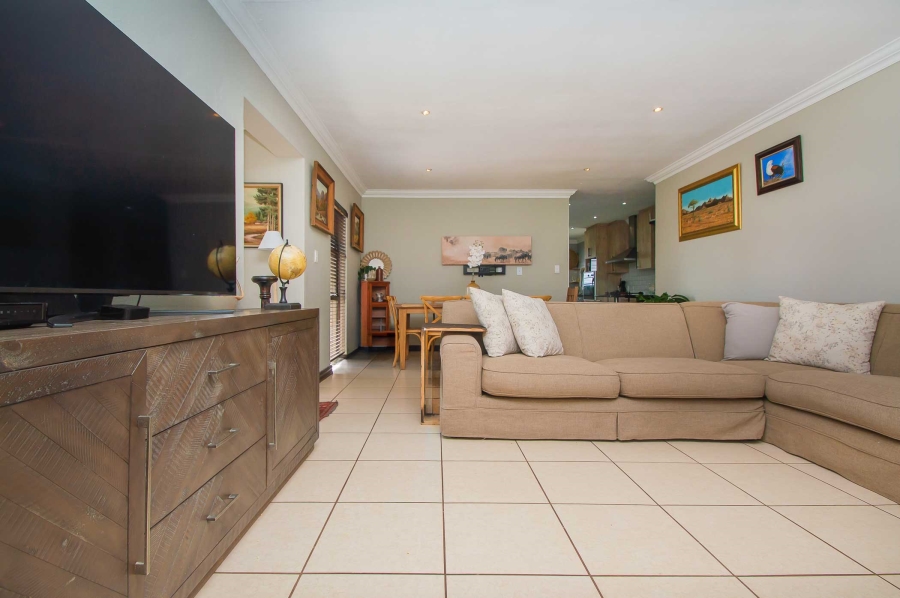 2 Bedroom Property for Sale in North Riding Gauteng