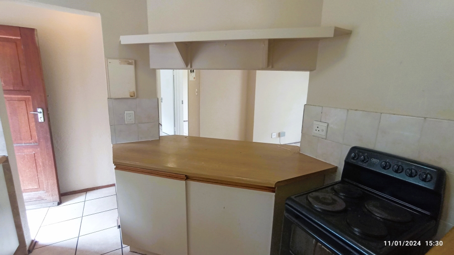 2 Bedroom Property for Sale in Sonneglans Gauteng