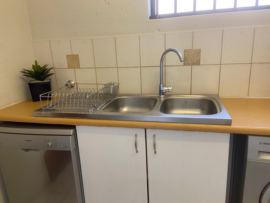 To Let 3 Bedroom Property for Rent in North Riding Gauteng