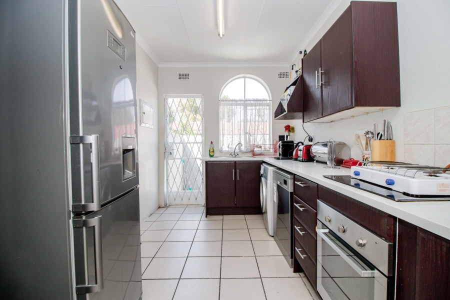 2 Bedroom Property for Sale in Meredale Gauteng