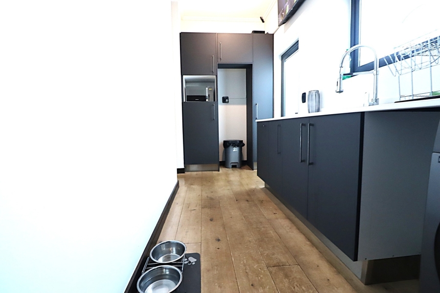 3 Bedroom Property for Sale in Bryanston Gauteng