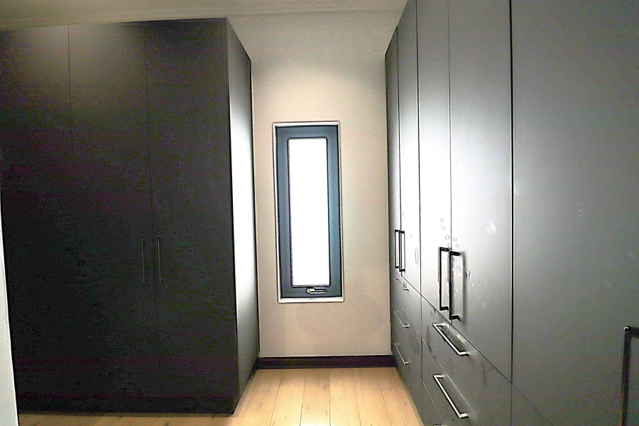 3 Bedroom Property for Sale in Bryanston Gauteng