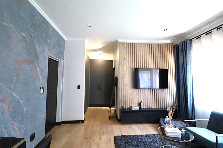 3 Bedroom Property for Sale in Bryanston Gauteng