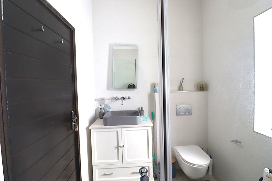 3 Bedroom Property for Sale in Bryanston Gauteng