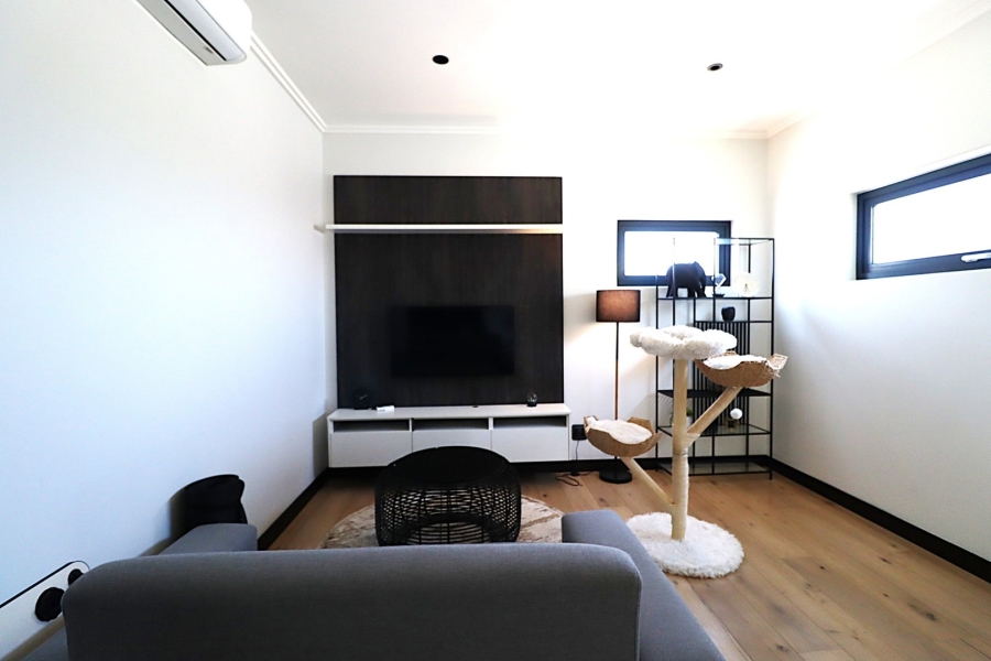 3 Bedroom Property for Sale in Bryanston Gauteng