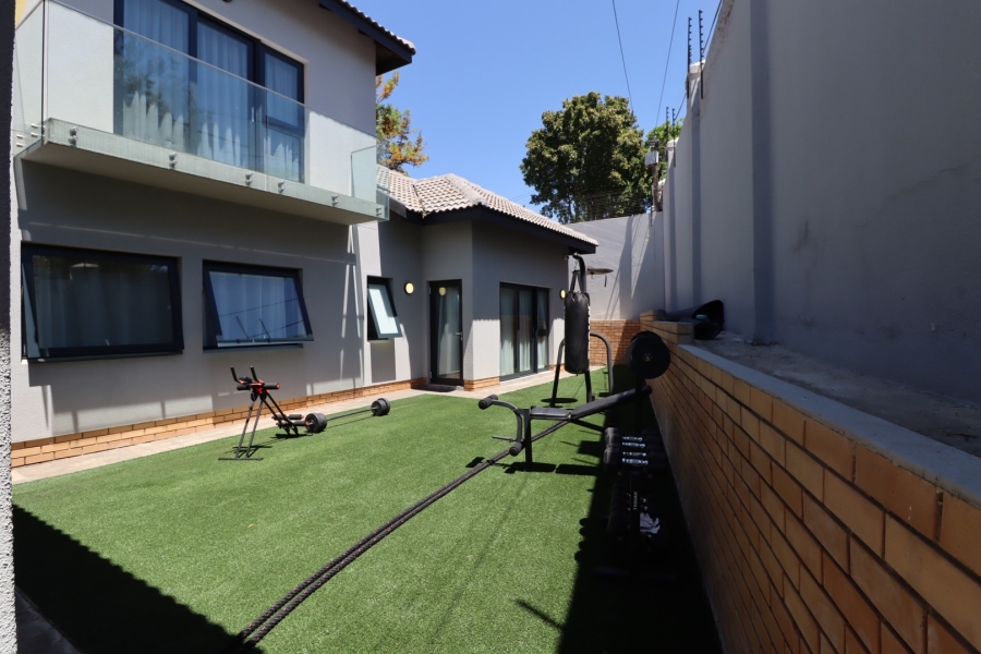 3 Bedroom Property for Sale in Bryanston Gauteng