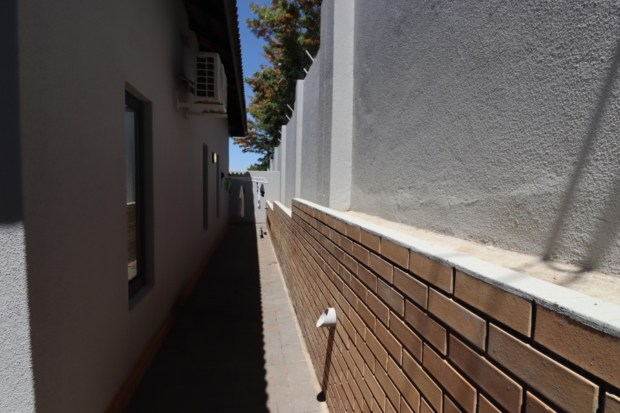 3 Bedroom Property for Sale in Bryanston Gauteng