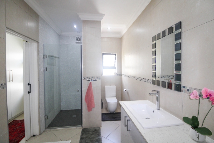 3 Bedroom Property for Sale in Bryanston Gauteng