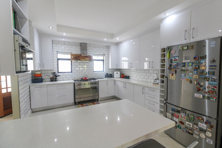 3 Bedroom Property for Sale in Bryanston Gauteng