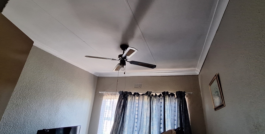 4 Bedroom Property for Sale in Theoville Gauteng