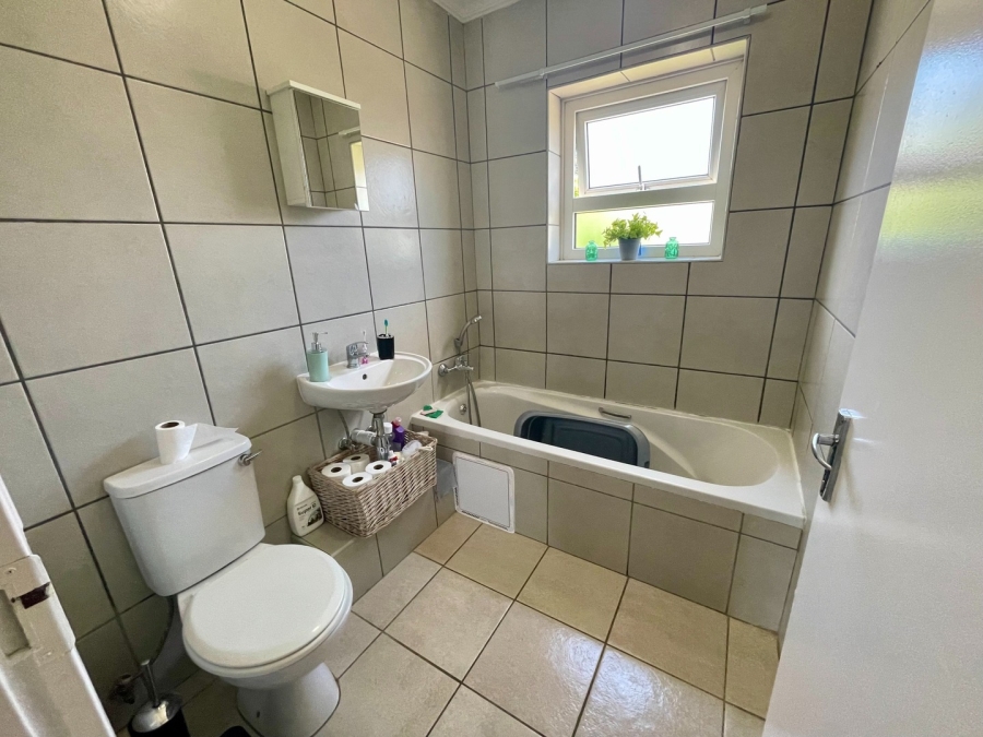 2 Bedroom Property for Sale in Montana Gauteng