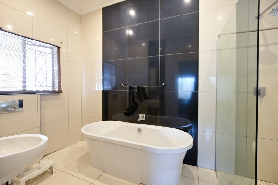 4 Bedroom Property for Sale in Wonderboom South Gauteng