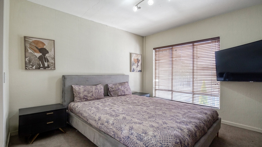 2 Bedroom Property for Sale in Broadacres Gauteng