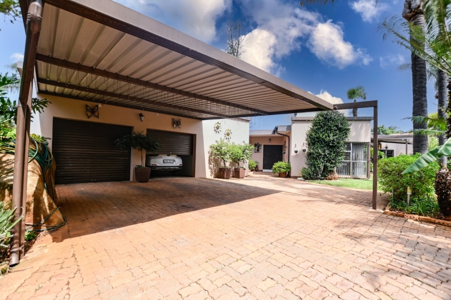 4 Bedroom Property for Sale in Doornpoort Gauteng