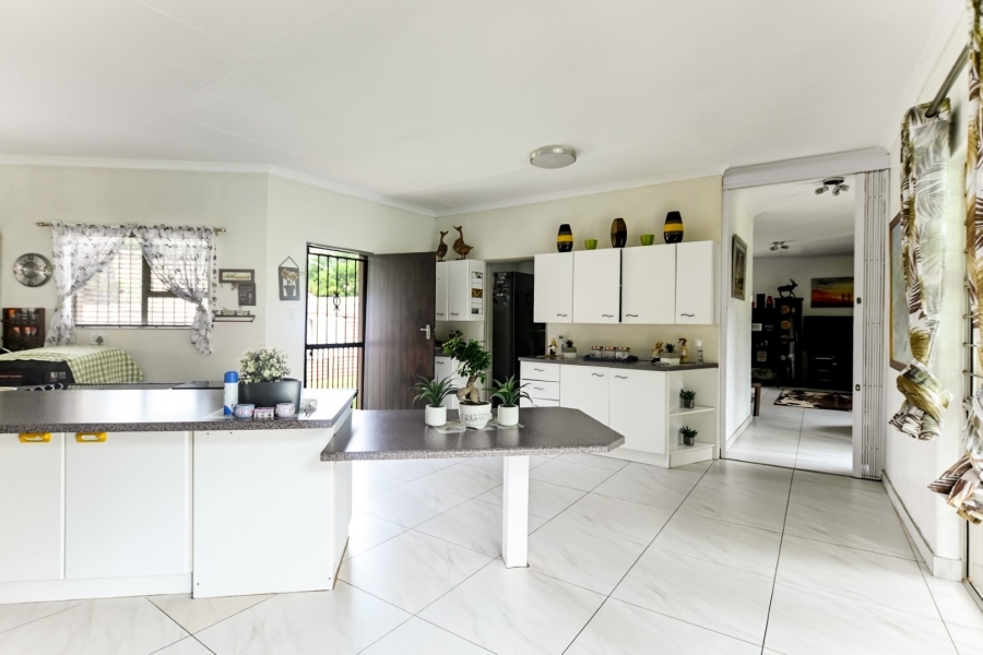 4 Bedroom Property for Sale in Doornpoort Gauteng