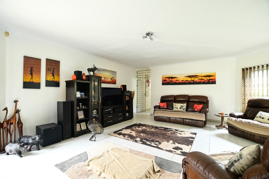 4 Bedroom Property for Sale in Doornpoort Gauteng