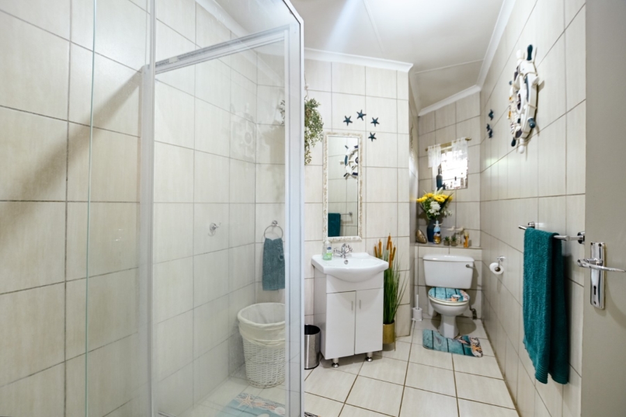 4 Bedroom Property for Sale in Doornpoort Gauteng