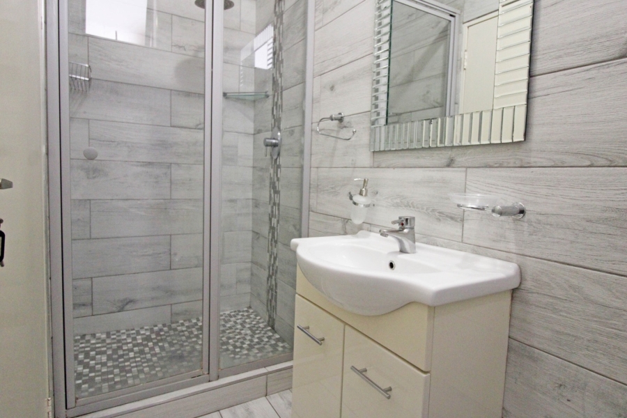 2 Bedroom Property for Sale in Bryanston West Gauteng