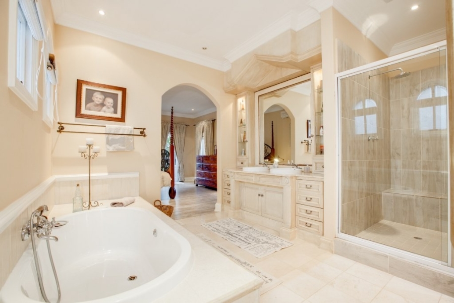 6 Bedroom Property for Sale in Dainfern Golf Estate Gauteng