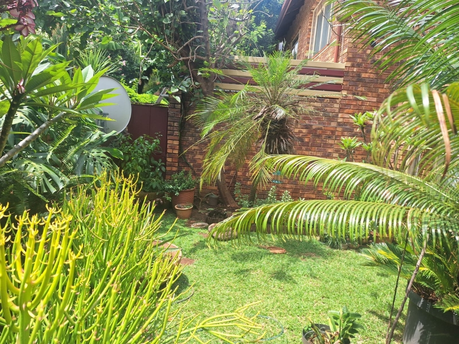 2 Bedroom Property for Sale in Wierda Park Gauteng