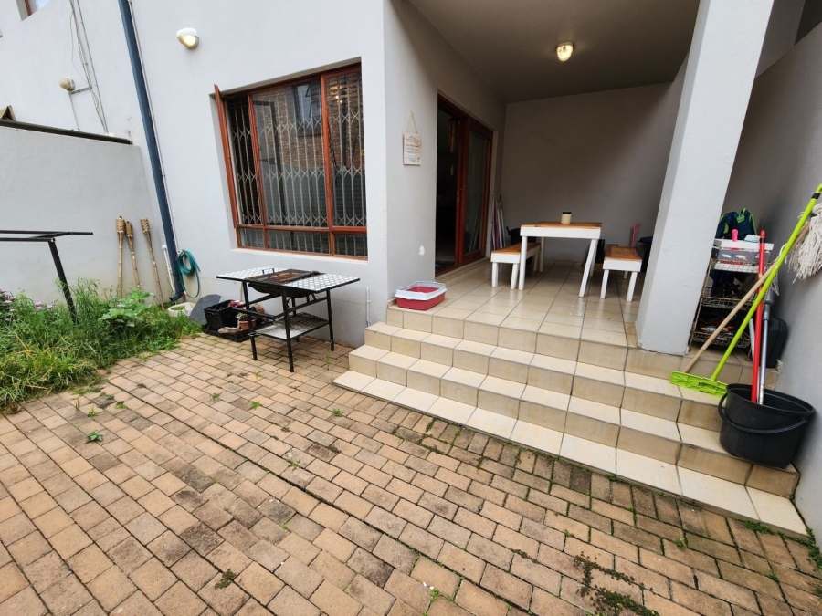 To Let 3 Bedroom Property for Rent in Ravenswood Gauteng