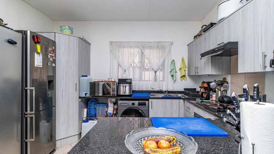 2 Bedroom Property for Sale in Brentwood Park Gauteng