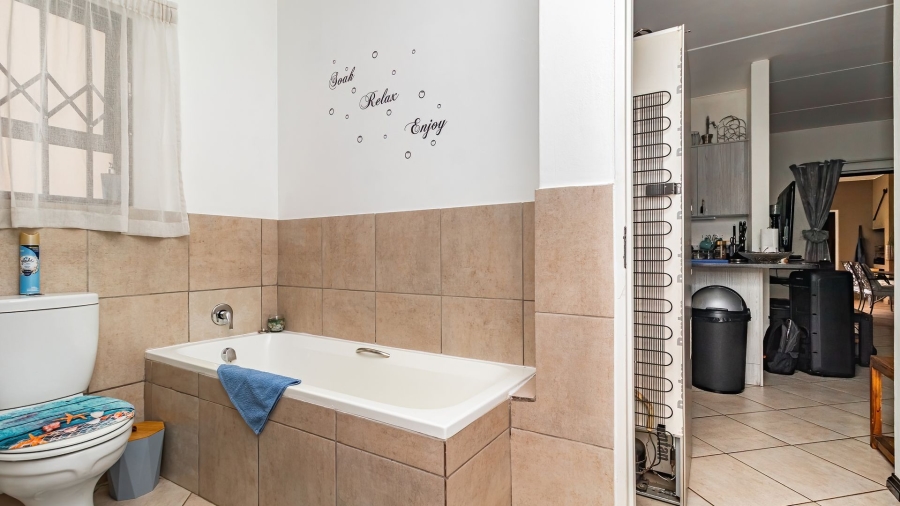 2 Bedroom Property for Sale in Brentwood Park Gauteng