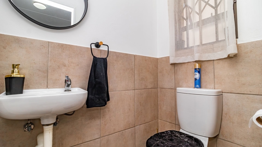 2 Bedroom Property for Sale in Brentwood Park Gauteng