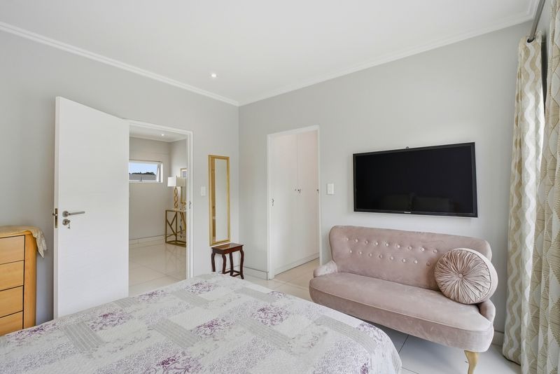 3 Bedroom Property for Sale in Bryanston Gauteng