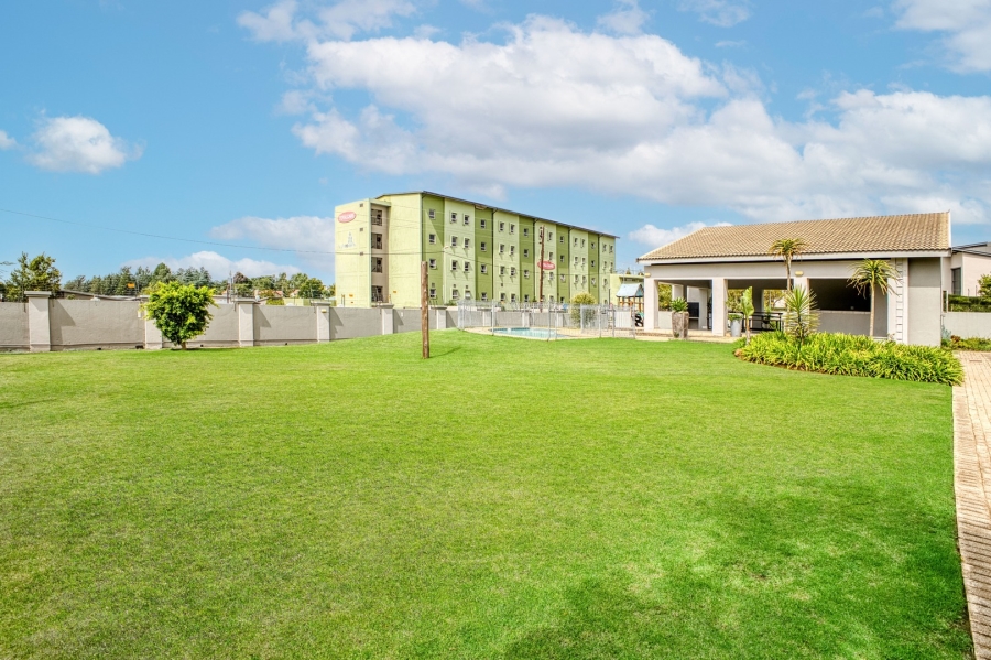 2 Bedroom Property for Sale in Broadacres Gauteng