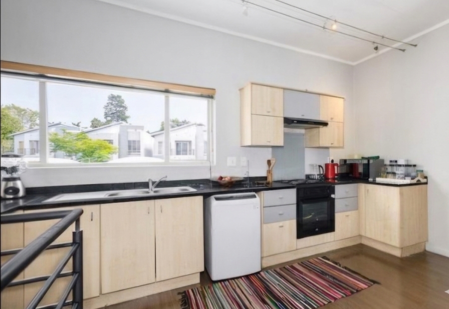 2 Bedroom Property for Sale in Broadacres Gauteng