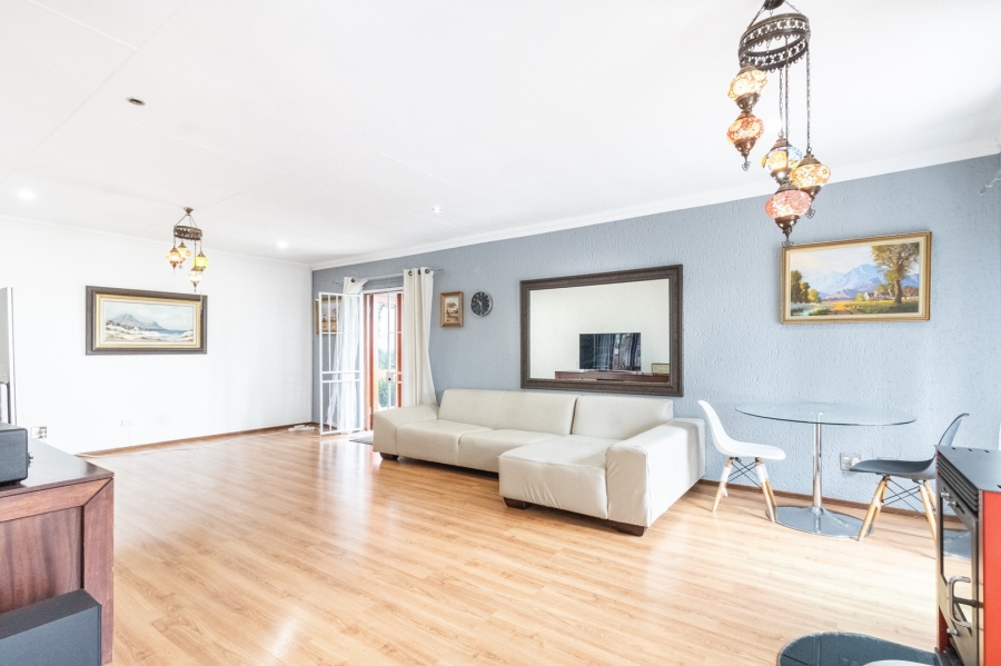 3 Bedroom Property for Sale in Lonehill Gauteng
