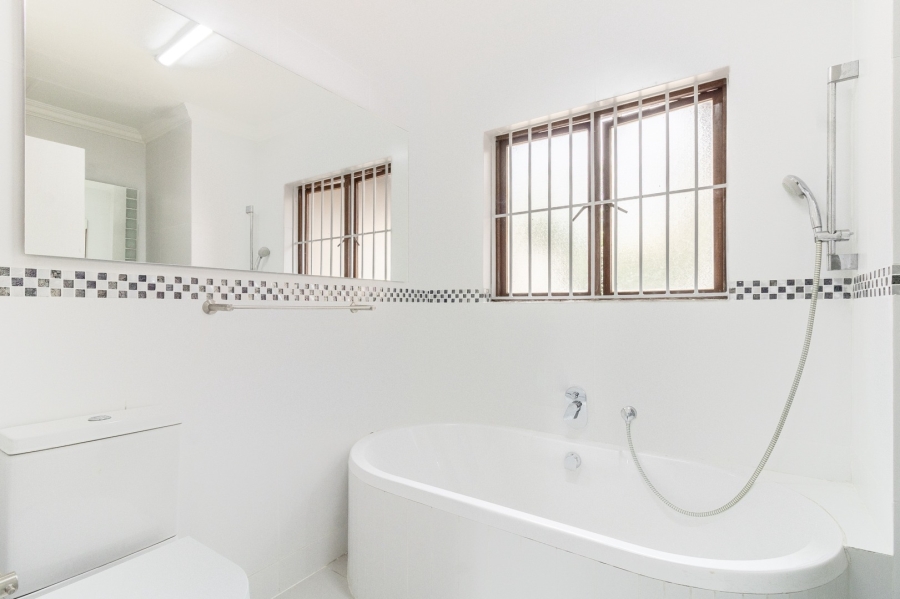 3 Bedroom Property for Sale in Lonehill Gauteng