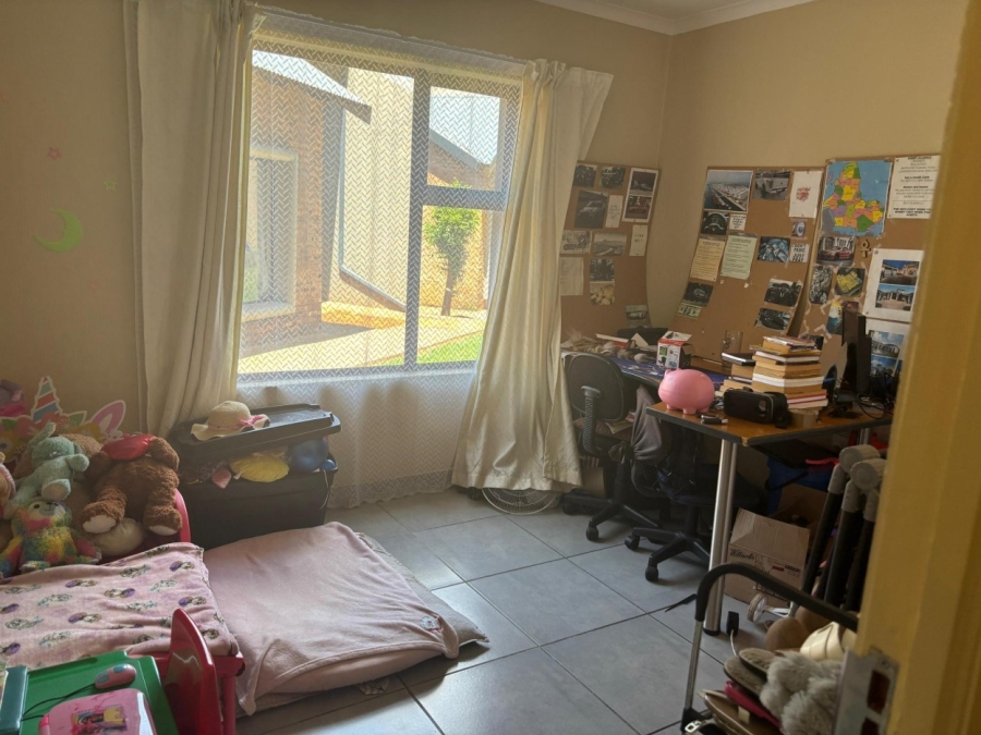 2 Bedroom Property for Sale in Pomona Gauteng