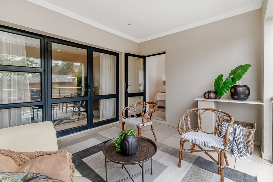 To Let 2 Bedroom Property for Rent in Bryanston Gauteng