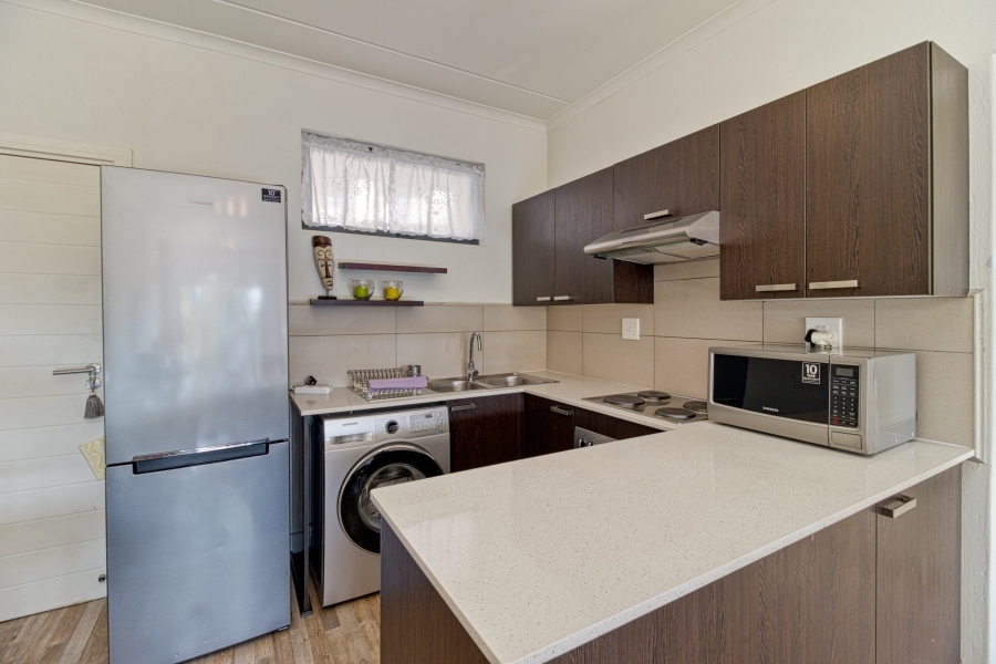 1 Bedroom Property for Sale in Fourways Gauteng