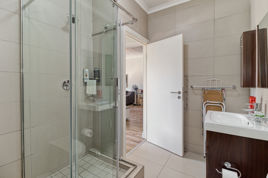 1 Bedroom Property for Sale in Fourways Gauteng