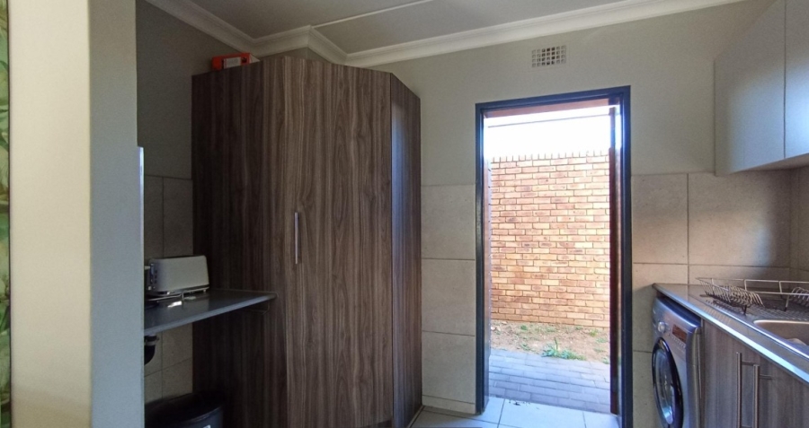 3 Bedroom Property for Sale in Roodeplaat Gauteng