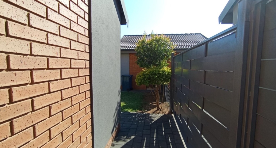 3 Bedroom Property for Sale in Roodeplaat Gauteng