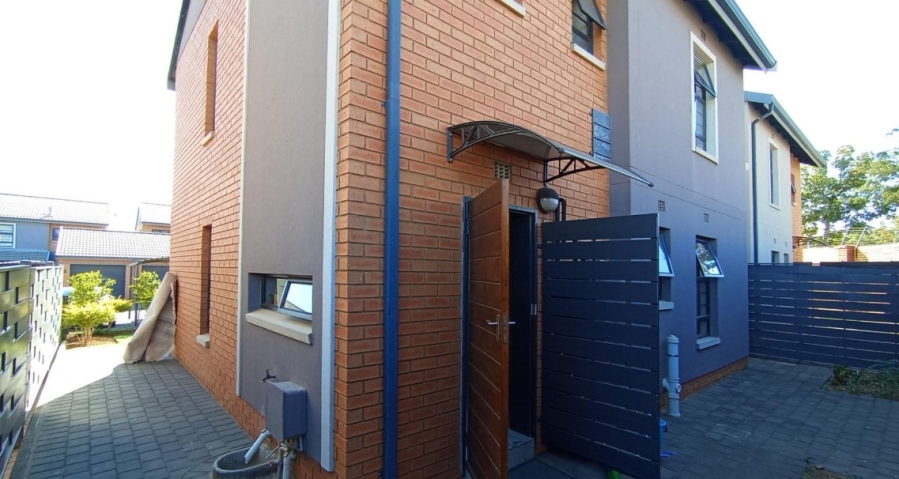 3 Bedroom Property for Sale in Roodeplaat Gauteng