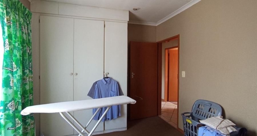 3 Bedroom Property for Sale in Annlin Gauteng