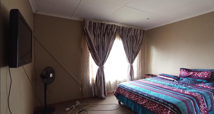 3 Bedroom Property for Sale in Annlin Gauteng