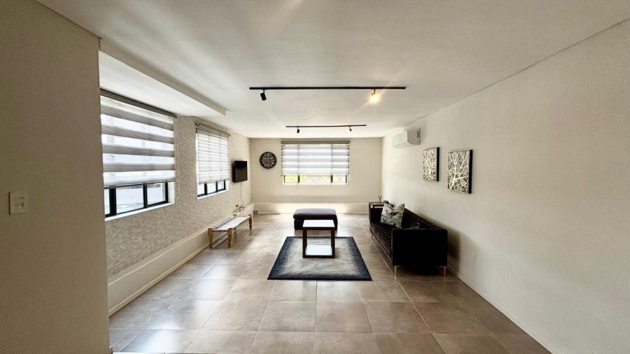 To Let 2 Bedroom Property for Rent in Sandown Gauteng