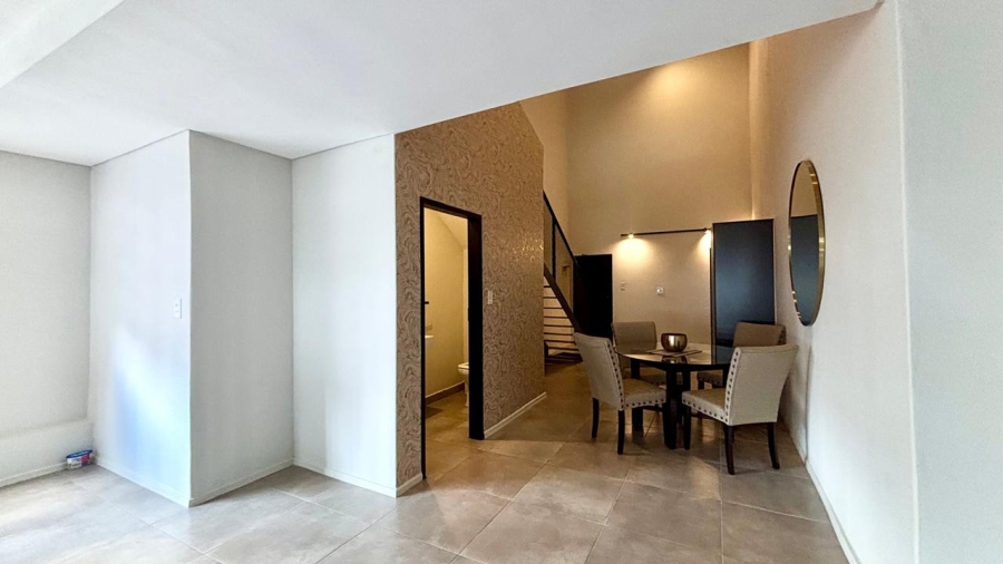 To Let 2 Bedroom Property for Rent in Sandown Gauteng