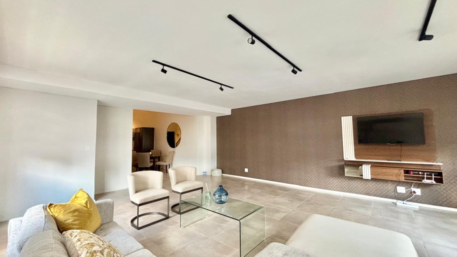 To Let 2 Bedroom Property for Rent in Sandown Gauteng