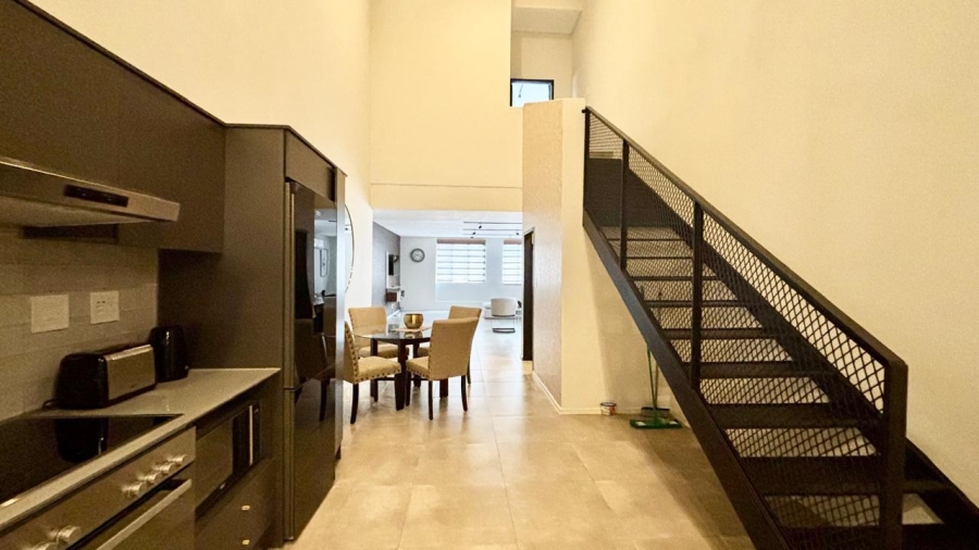 To Let 2 Bedroom Property for Rent in Sandown Gauteng