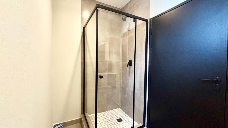 To Let 2 Bedroom Property for Rent in Sandown Gauteng